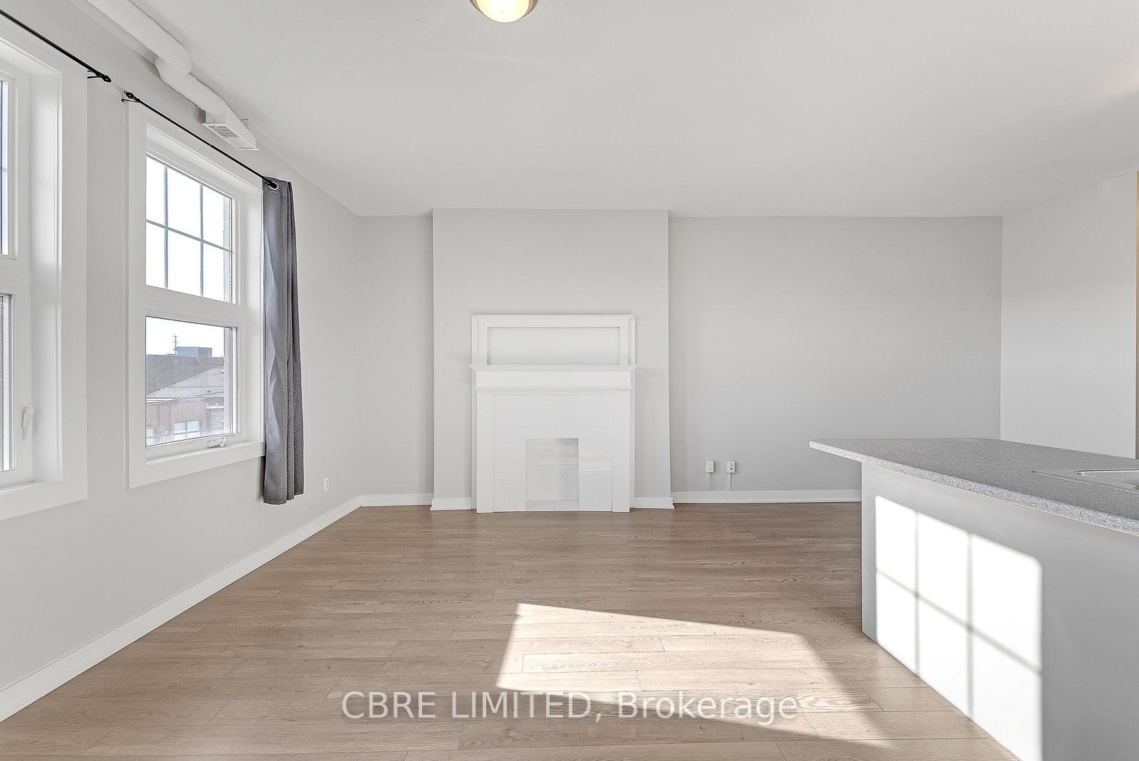 Photo 6 of Unit 201, 657 Barton Street E, Hamilton, Stoney Creek Industrial — HOMEH