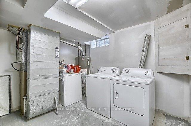 Photo 11 of Unit #B, 250 Edgehill Drive, Barrie, Edgehill Drive — HOMEH