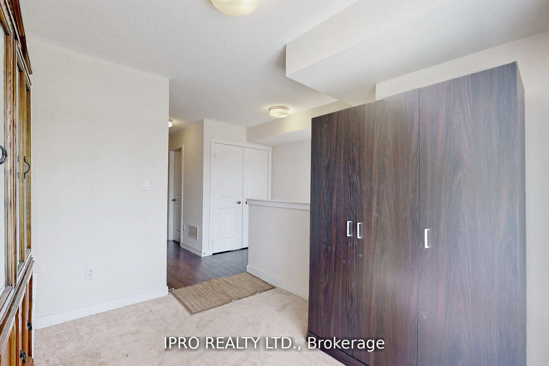 Photo 13 of 2614 Castlegate Crossing Circle, Pickering, Duffin Heights — HOMEH