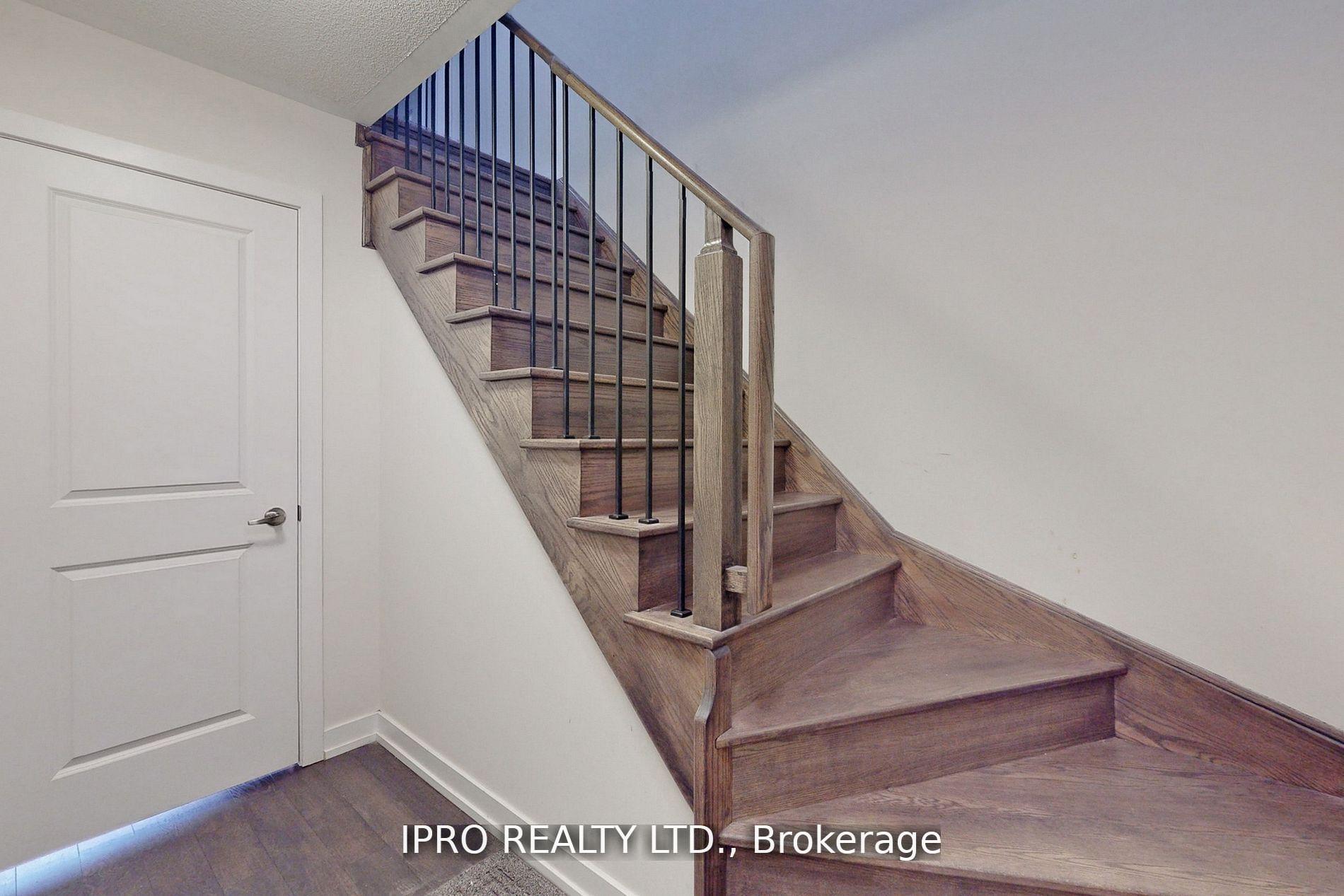 Photo 17 of 2614 Castlegate Crossing Circle, Pickering, Duffin Heights — HOMEH