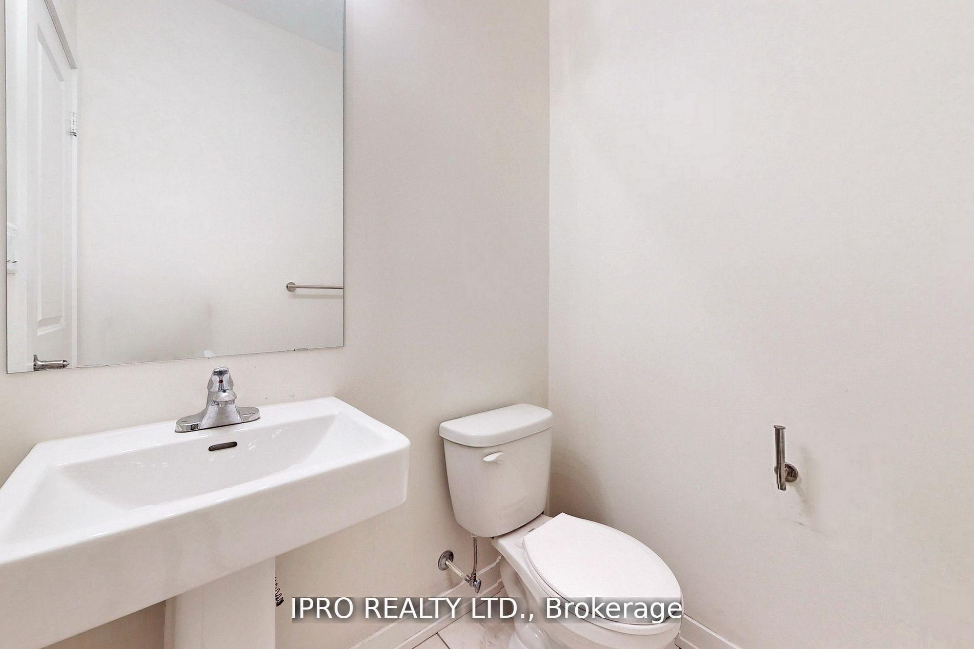 Photo 19 of 2614 Castlegate Crossing Circle, Pickering, Duffin Heights — HOMEH