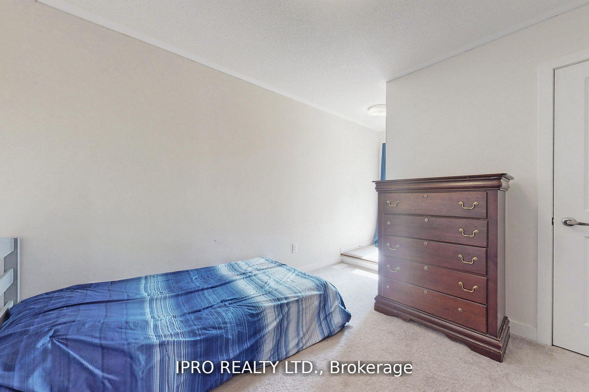Photo 32 of 2614 Castlegate Crossing Circle, Pickering, Duffin Heights — HOMEH