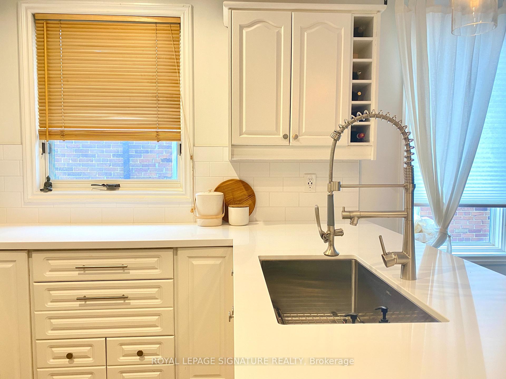 Photo 8 of Unit 4, 6 Markdale Avenue, Toronto, Humewood-Cedarvale — HOMEH