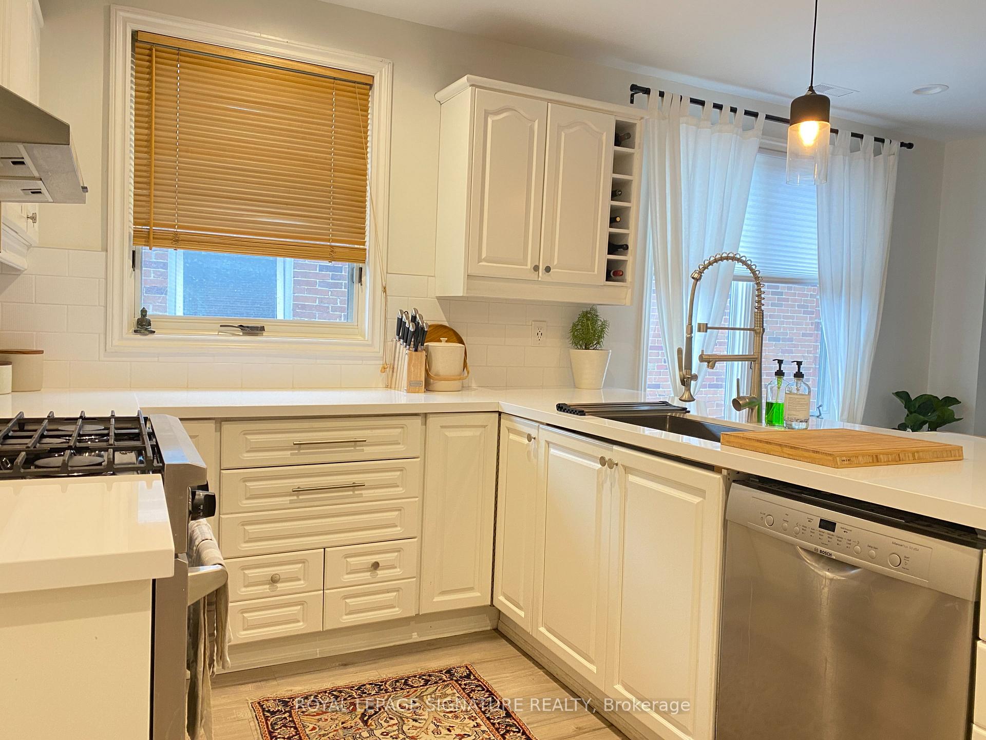 Photo 13 of Unit 4, 6 Markdale Avenue, Toronto, Humewood-Cedarvale — HOMEH