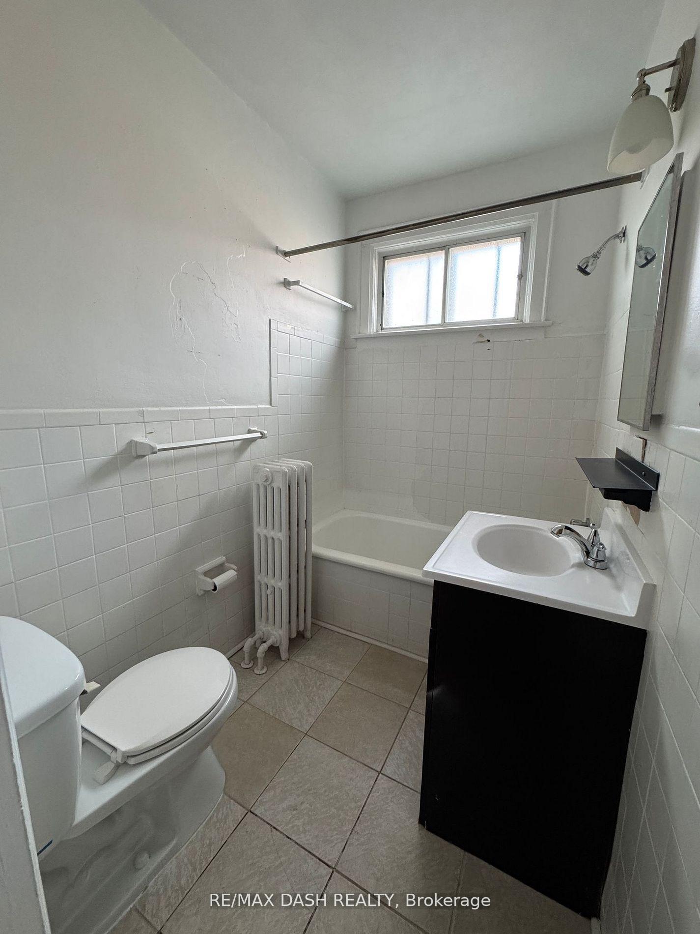 Photo 8 of Unit Main, 40 Hammersmith Avenue, Toronto, The Beaches — HOMEH