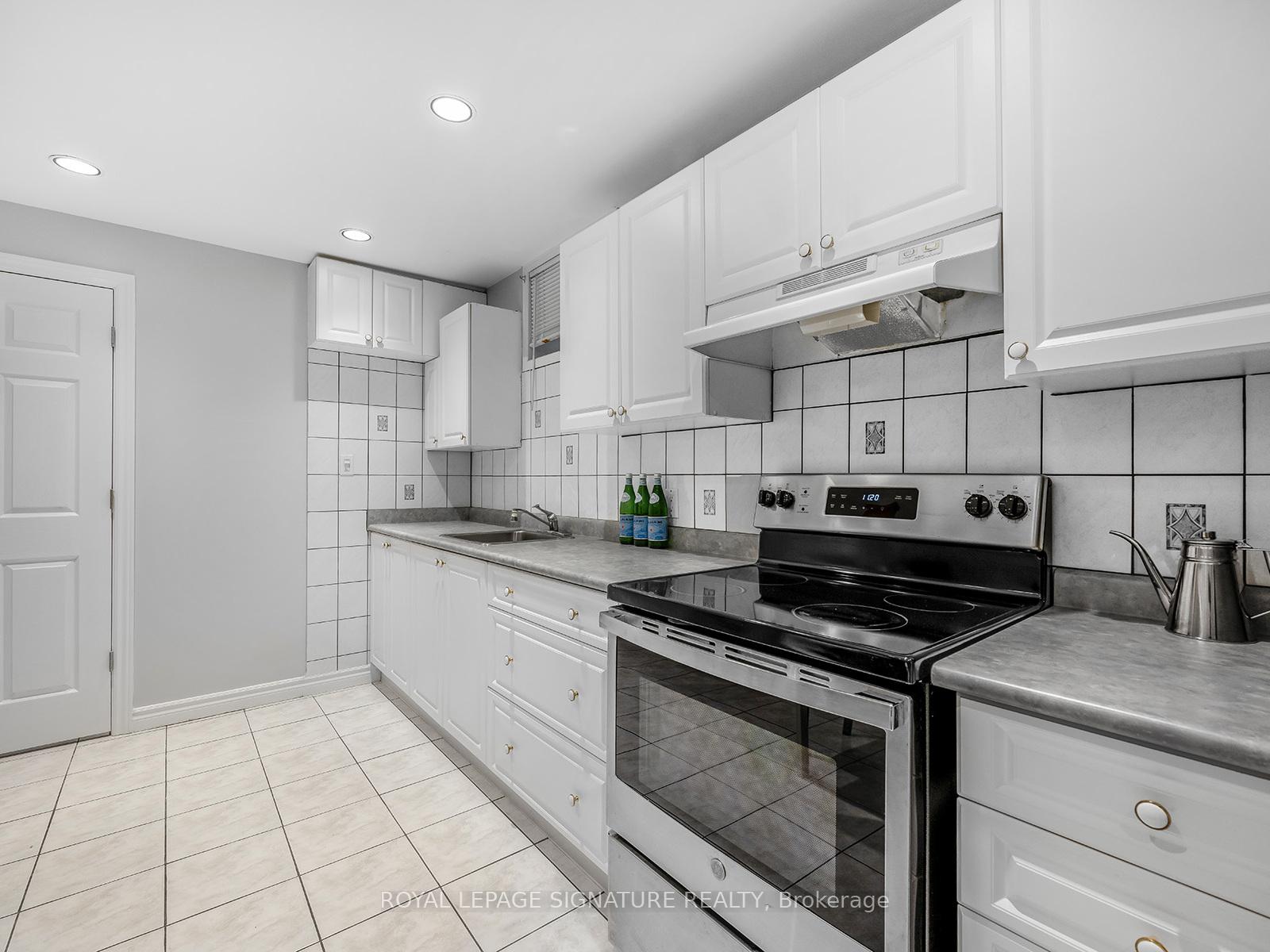Photo 3 of Unit Bsmt, 58 Sammon Avenue, Toronto, Danforth Village-East York — HOMEH