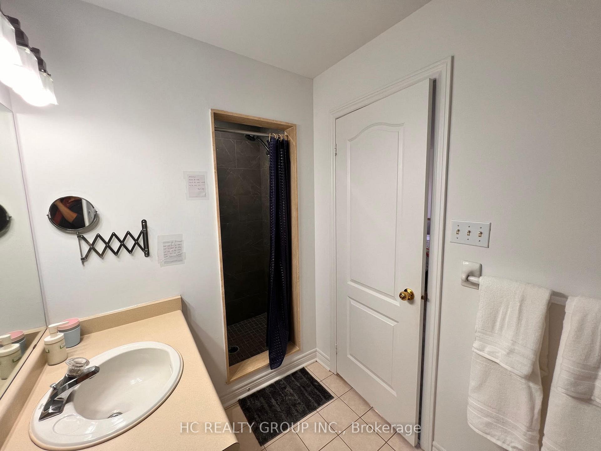 Photo 4 of Unit upper level, 99 The Meadows Avenue, Markham, Cornell — HOMEH