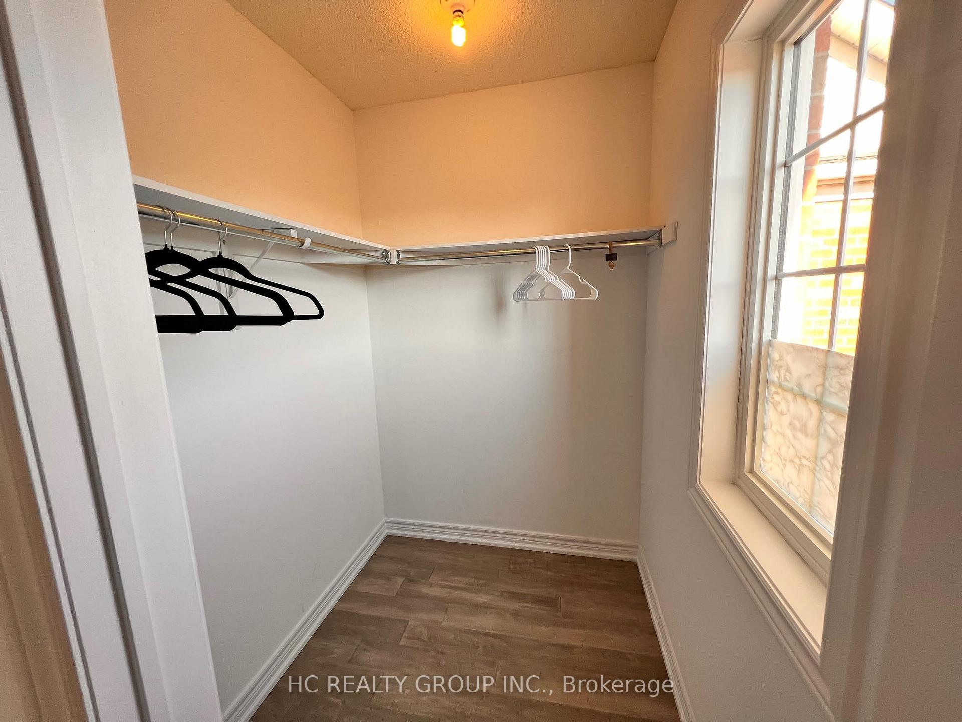 Photo 5 of Unit upper level, 99 The Meadows Avenue, Markham, Cornell — HOMEH
