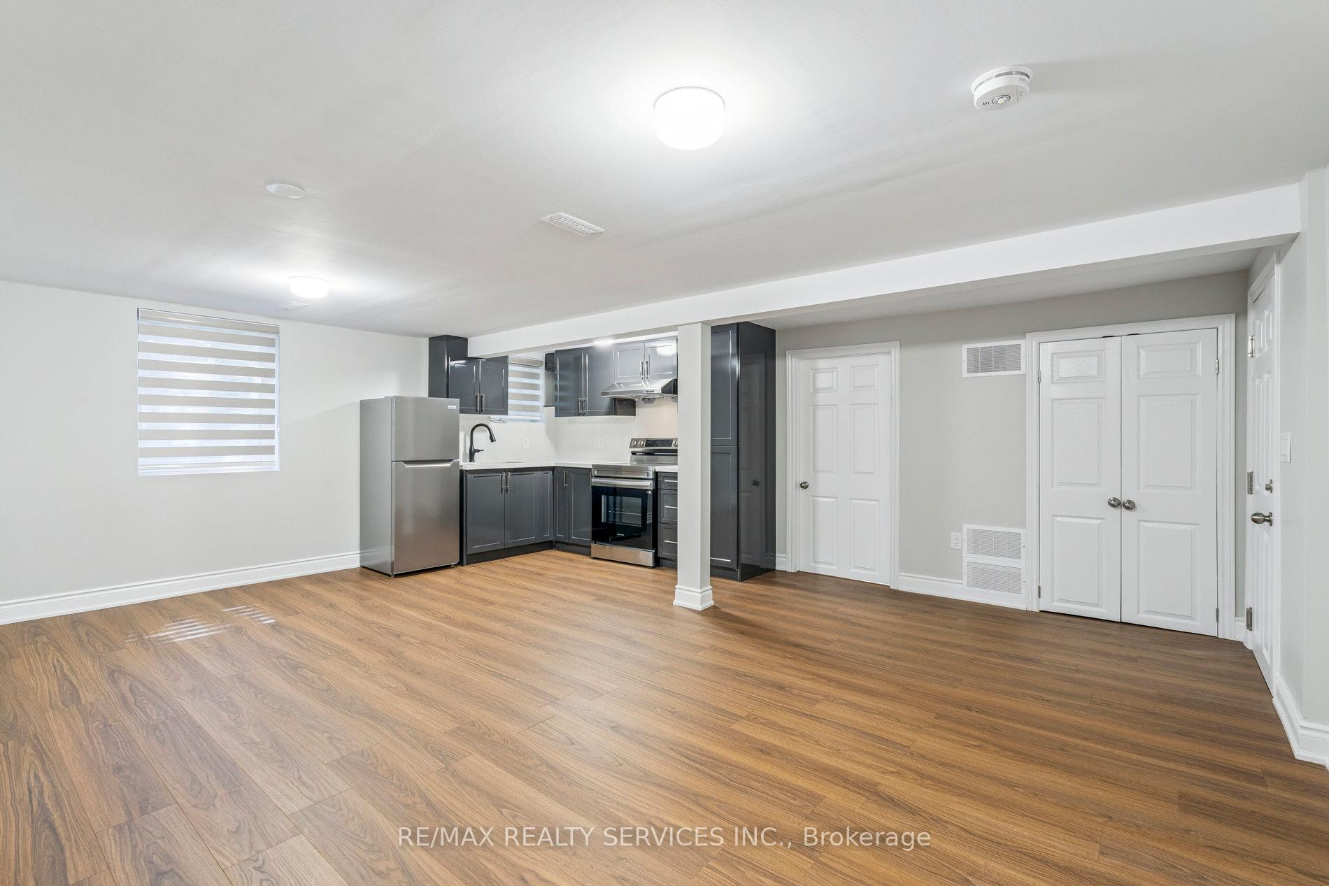 Photo 2 of Unit Studio B, 15 Mcclure Avenue, Brampton, Northwood Park — HOMEH