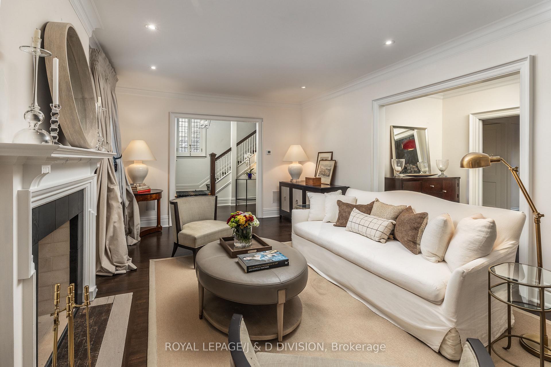 Photo 2 of 15 Killarney Road, Toronto, Forest Hill South — HOMEH