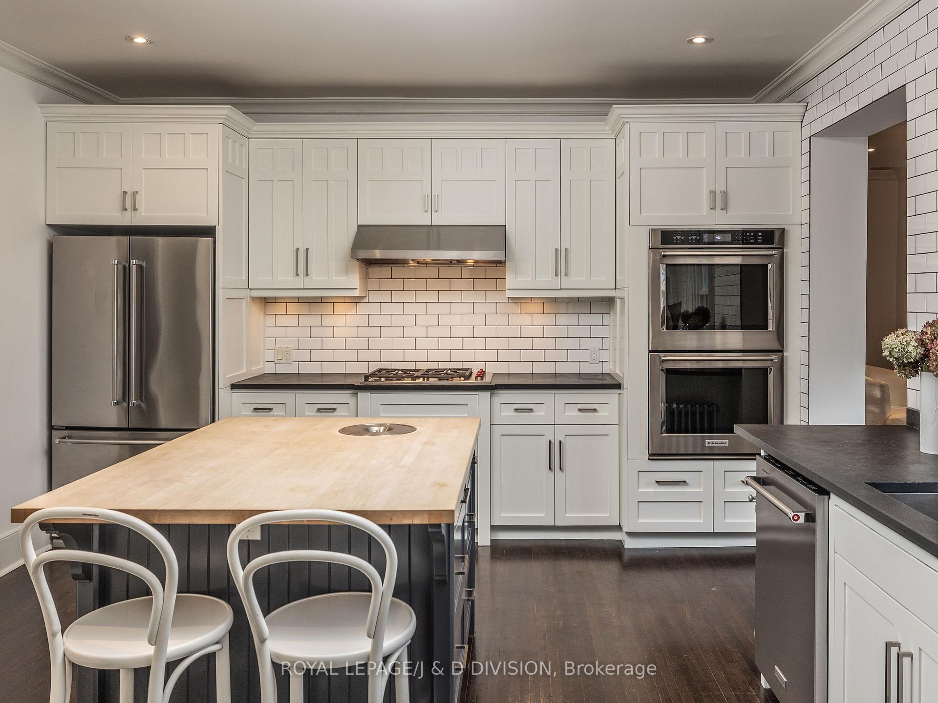 Photo 12 of 15 Killarney Road, Toronto, Forest Hill South — HOMEH