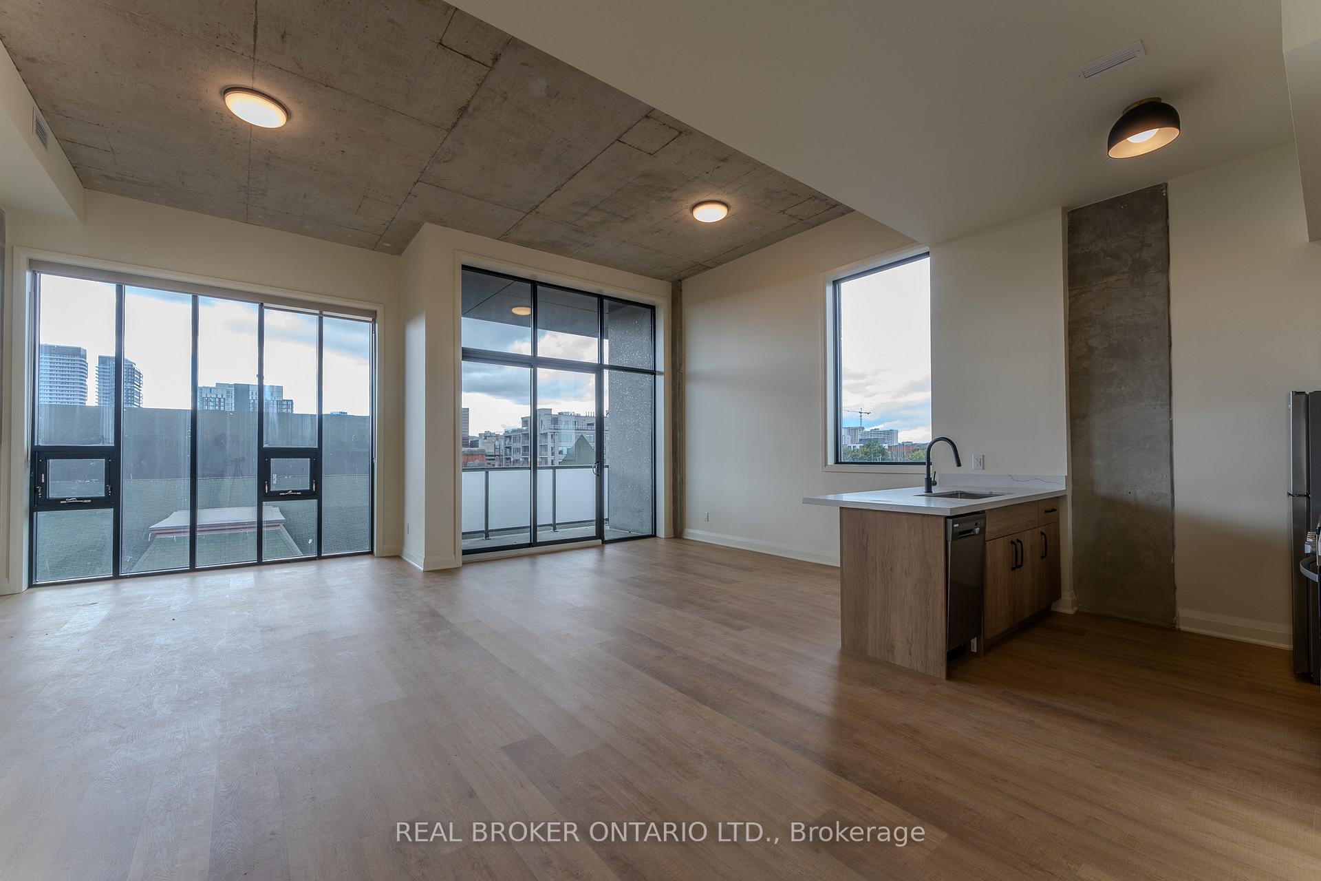 Photo 4 of Unit 602, 11 Robert Street, Hamilton, Beasley — HOMEH