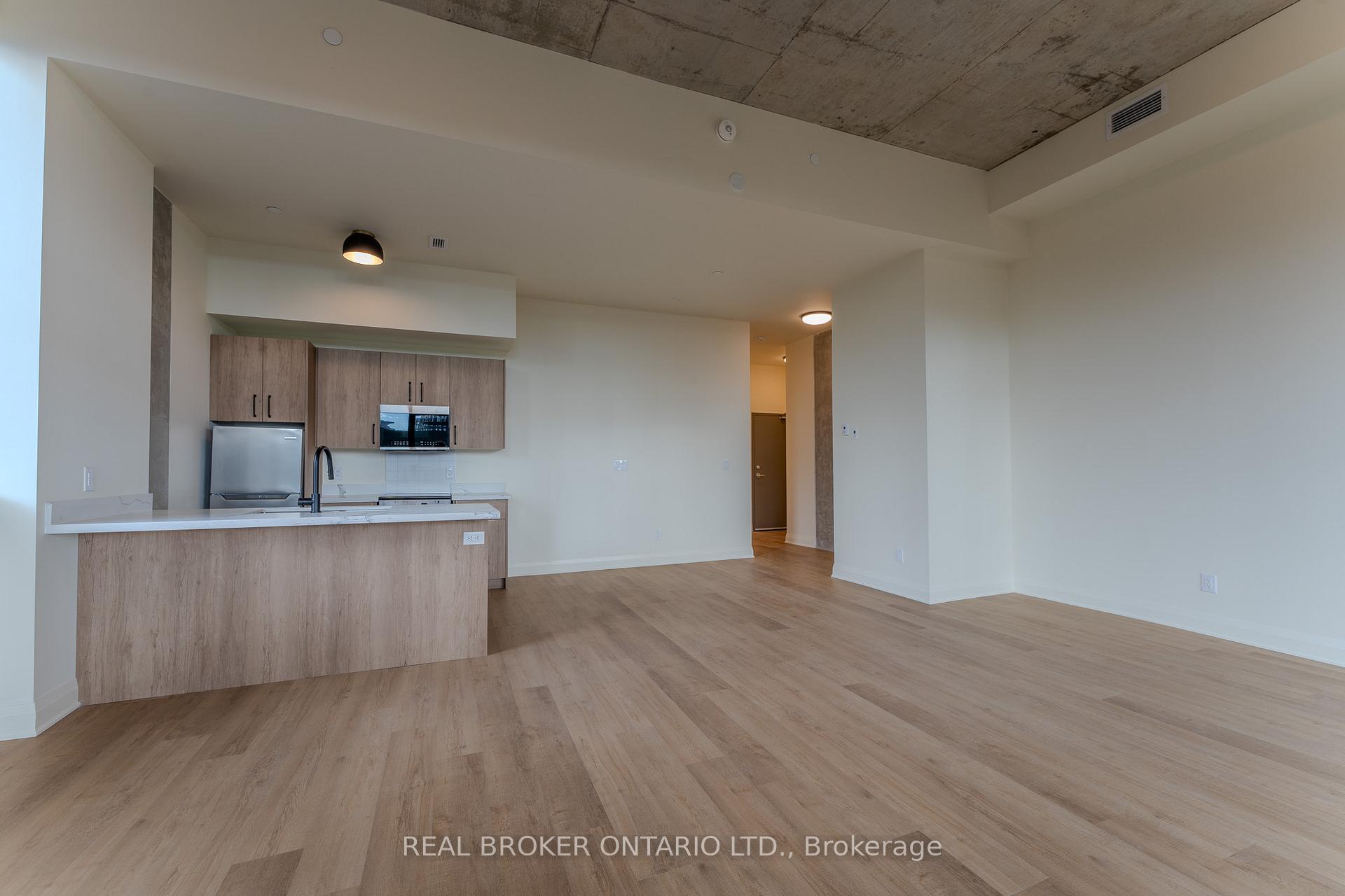 Photo 6 of Unit 602, 11 Robert Street, Hamilton, Beasley — HOMEH