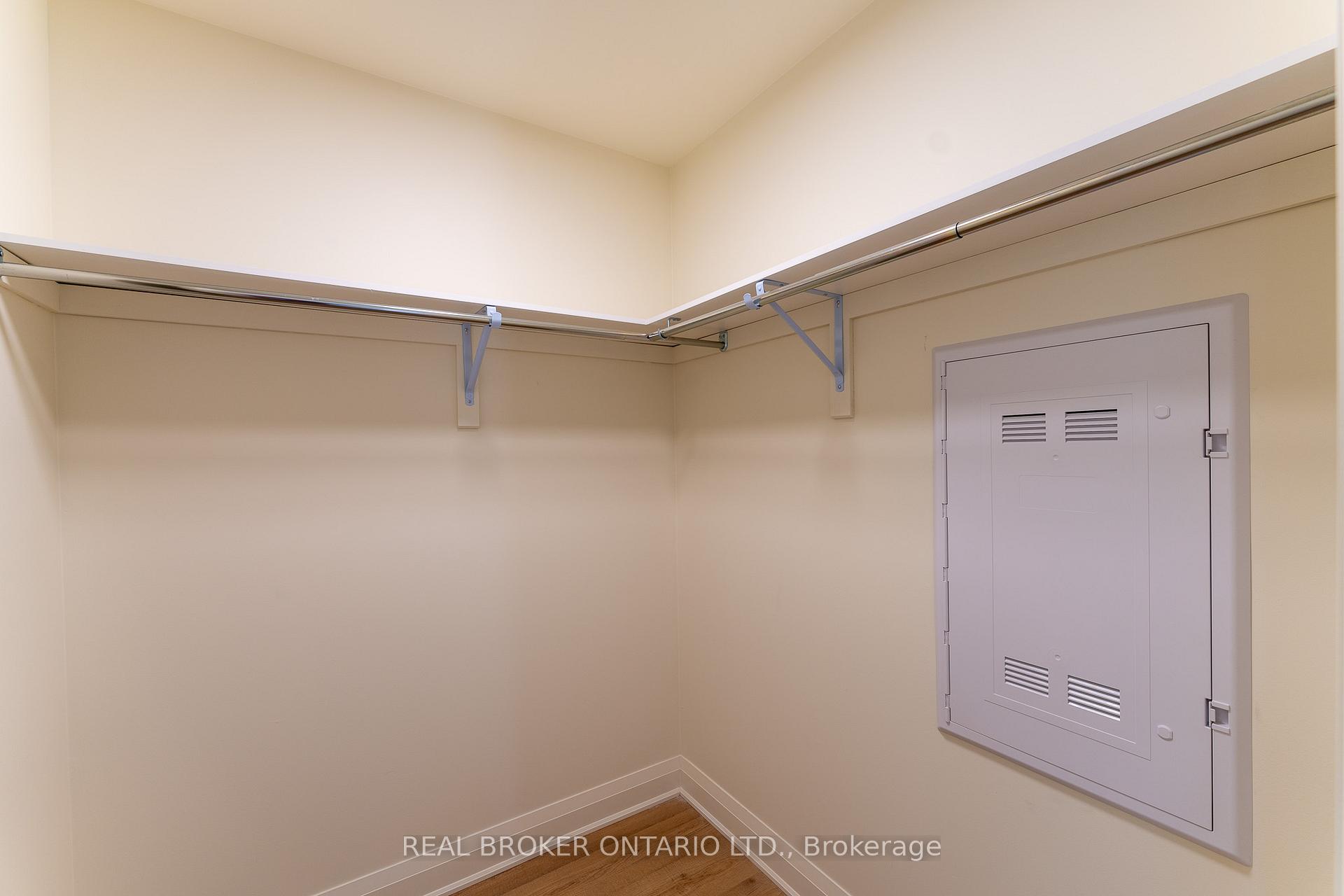 Photo 5 of Unit 301, 11 Robert Street, Hamilton, Beasley — HOMEH