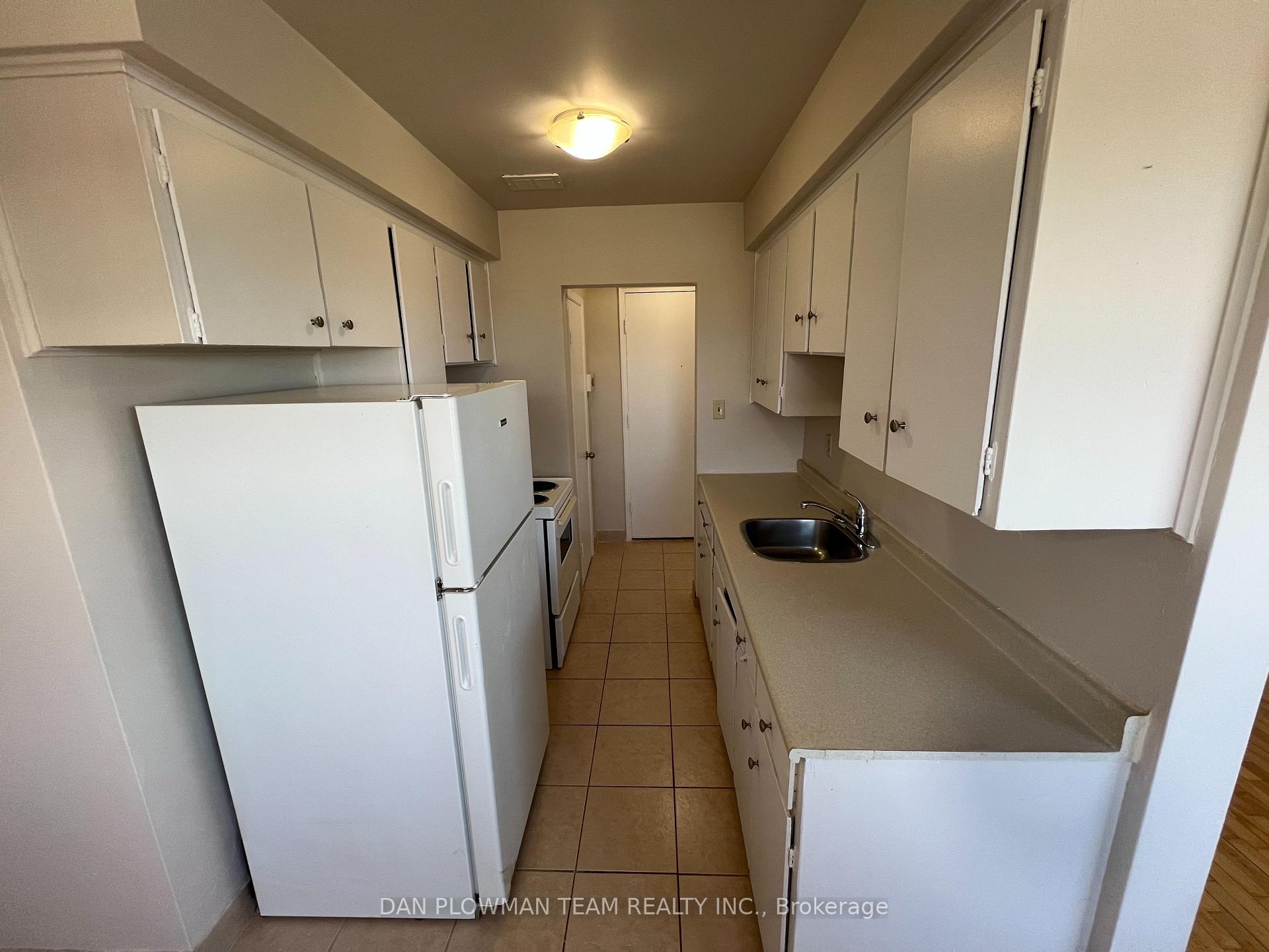Photo 3 of Unit 305, 170 Park Road S, Oshawa, Vanier — HOMEH