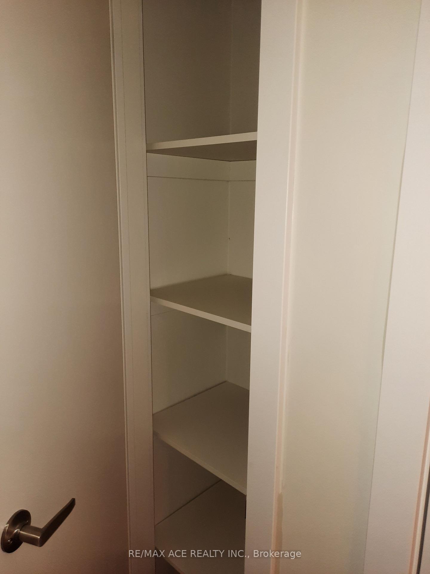 Photo 6 of Unit 1307, 1865 Pickering Parkway, Pickering, Village East — HOMEH