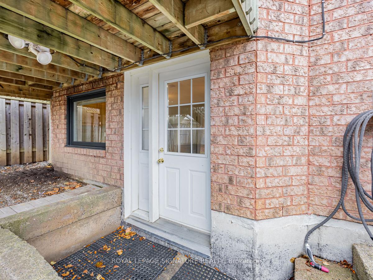 Photo 4 of Unit Bsmt, 1557 Avonmore Square, Pickering, Town Centre — HOMEH
