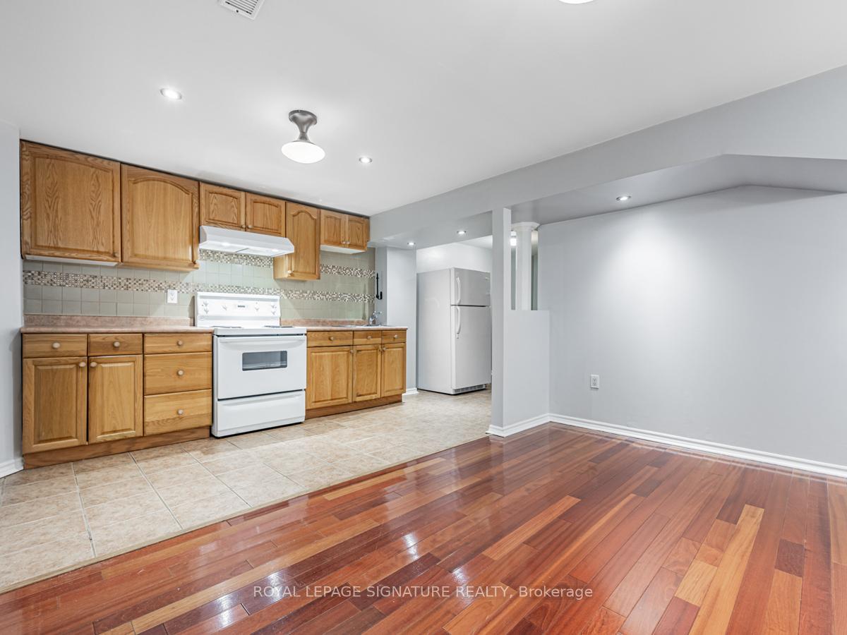 Photo 3 of Unit Bsmt, 1557 Avonmore Square, Pickering, Town Centre — HOMEH