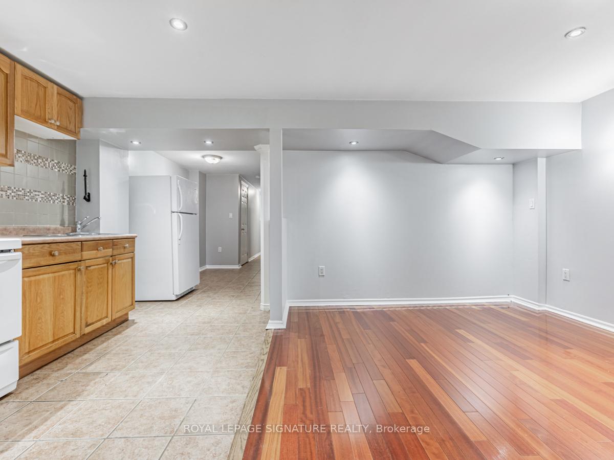 Photo 8 of Unit Bsmt, 1557 Avonmore Square, Pickering, Town Centre — HOMEH