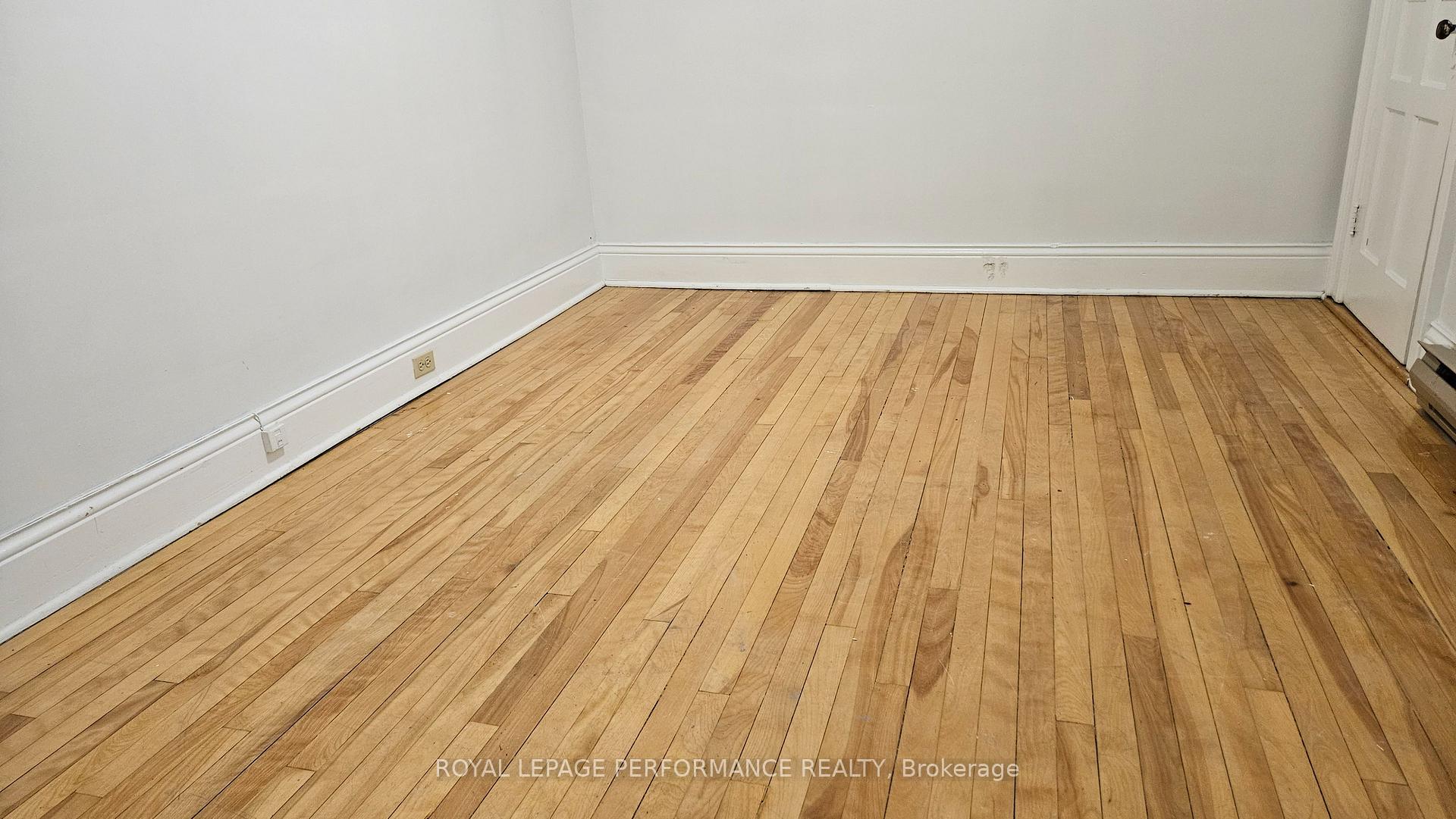 Photo 5 of Unit 7, 210-228 Pitt Street W, Cornwall — HOMEH