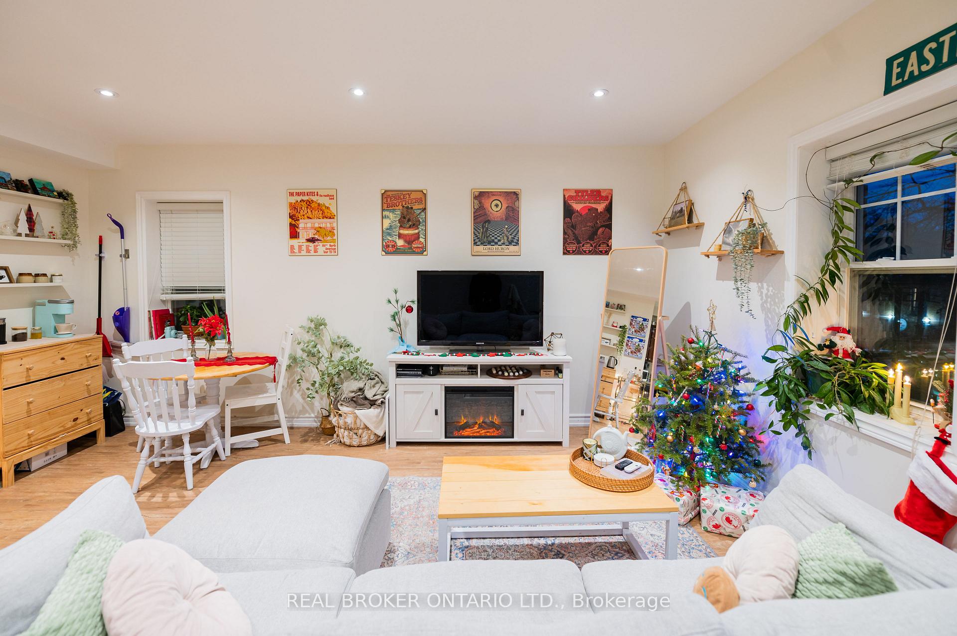 Photo 10 of Unit 8, 85 Beech Avenue, Toronto, The Beaches — HOMEH