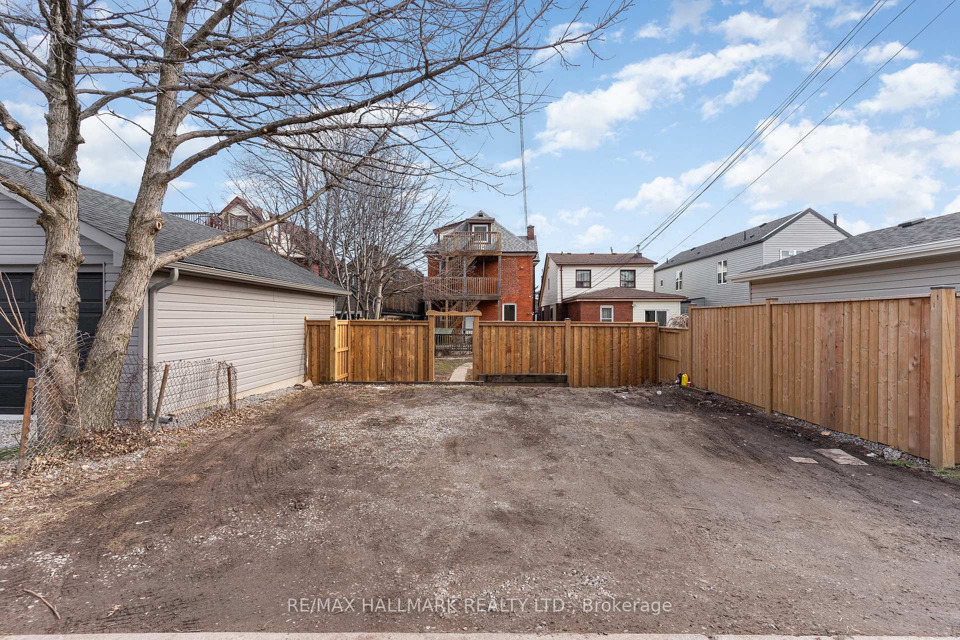 Photo 22 of Unit 2nd, 291 Emerald Street N, Hamilton, Landsdale — HOMEH