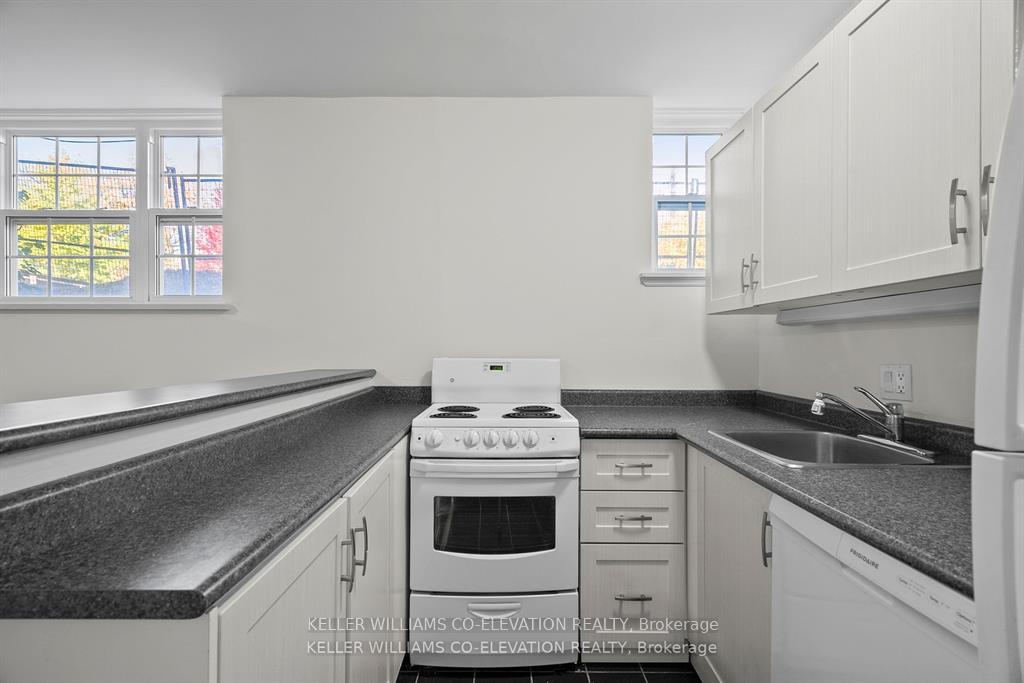 Photo 13 of Unit 16, 2676 Yonge Street, Toronto, Lawrence Park South — HOMEH