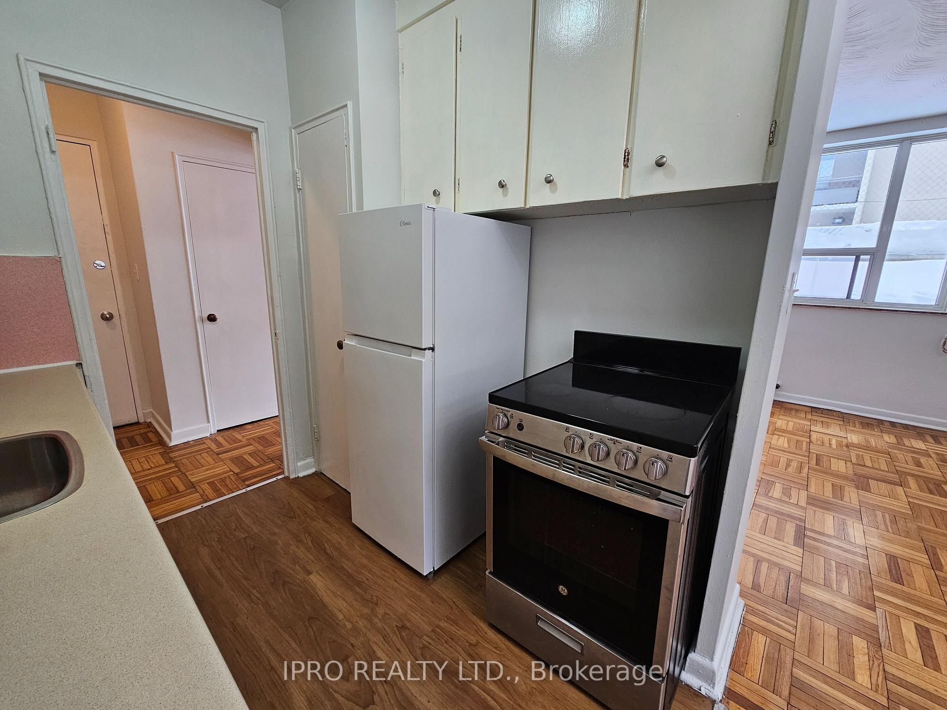 Photo 15 of Unit 103, 20 Cosburn Avenue, Toronto, Danforth Village-East York — HOMEH