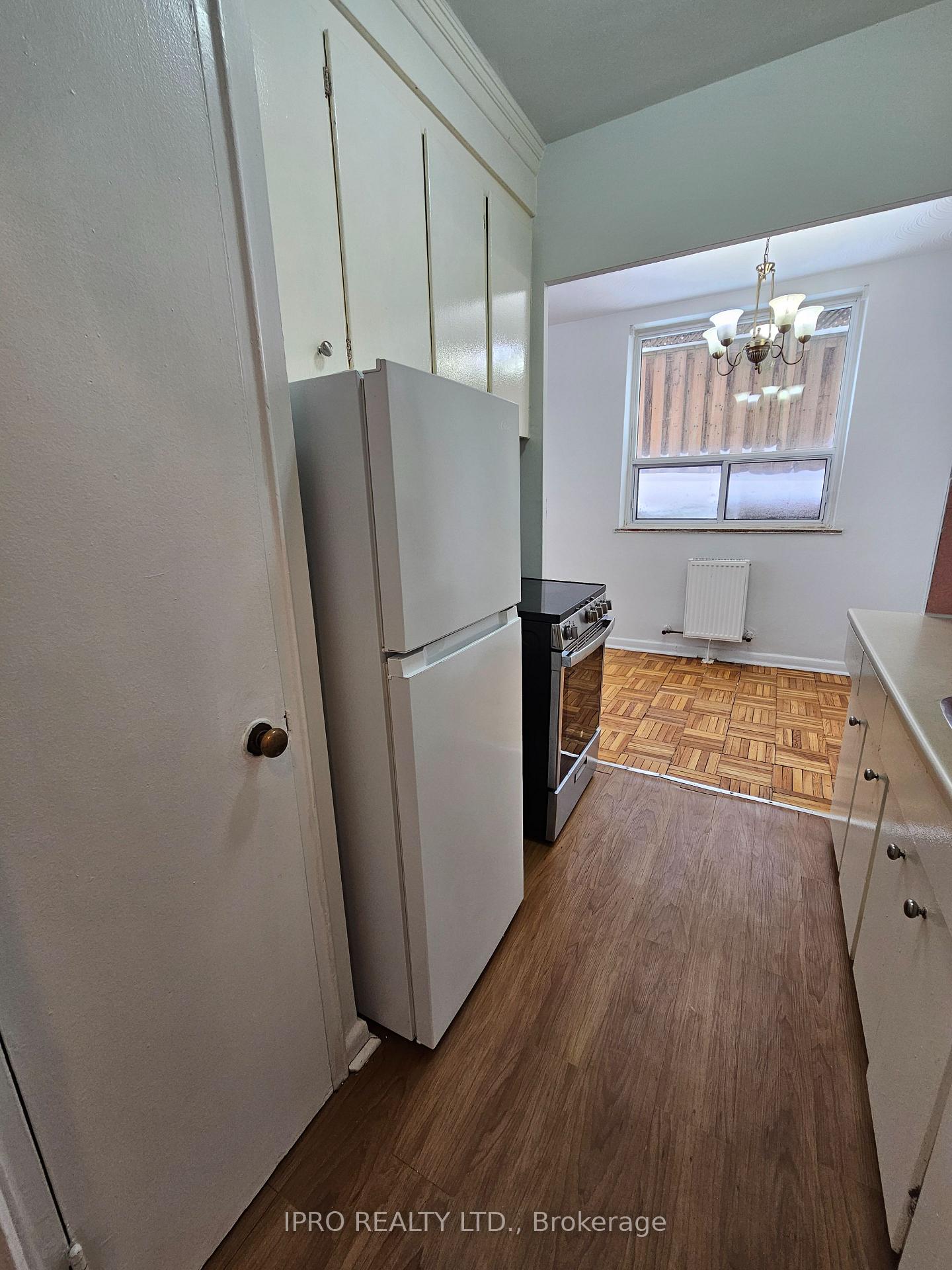 Photo 11 of Unit 103, 20 Cosburn Avenue, Toronto, Danforth Village-East York — HOMEH