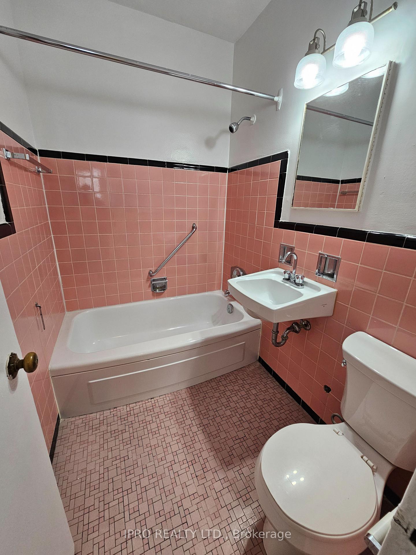 Photo 27 of Unit 103, 20 Cosburn Avenue, Toronto, Danforth Village-East York — HOMEH