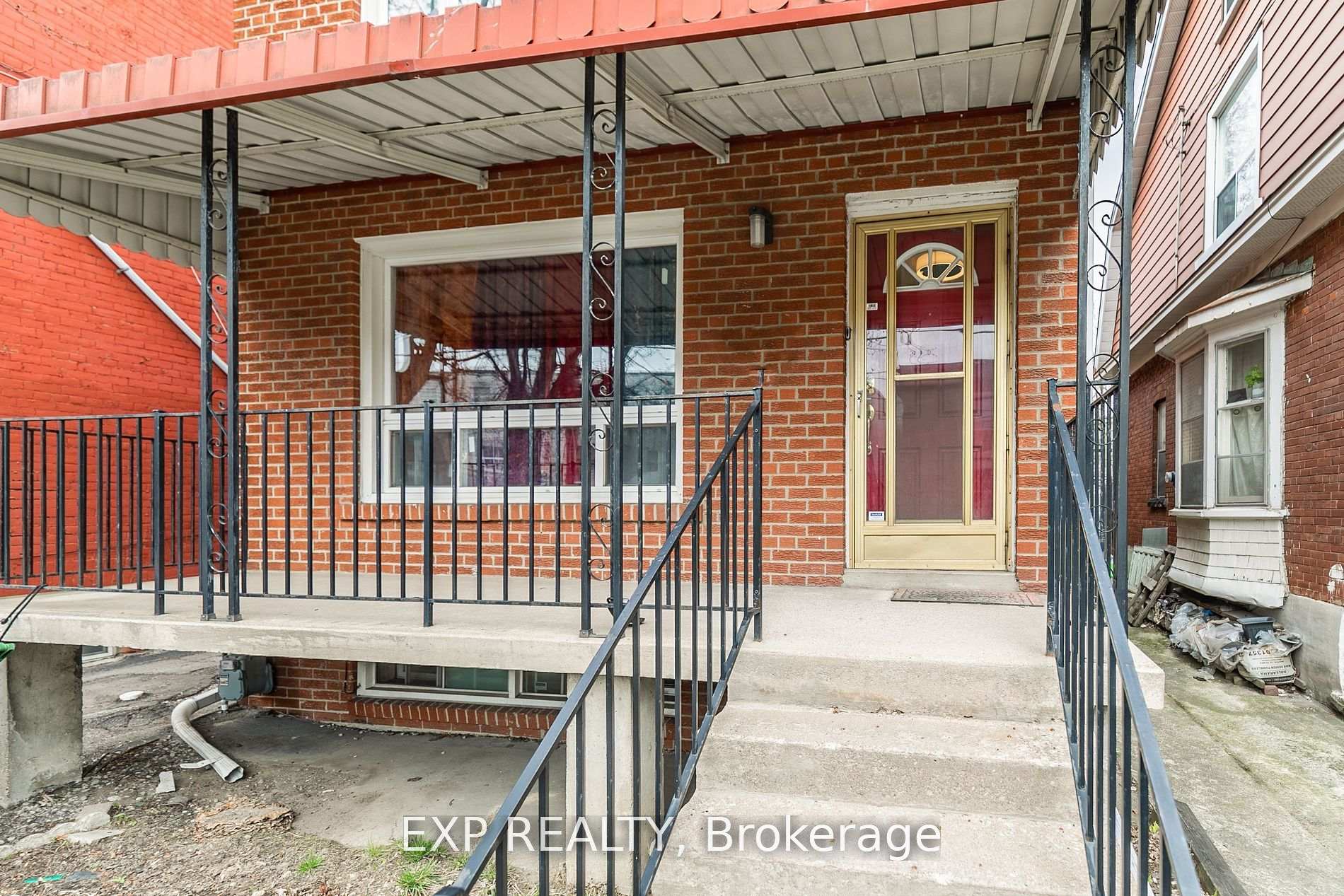 Photo 10 of Unit C, 903.5 Bathurst Street, Toronto, The Annex — HOMEH