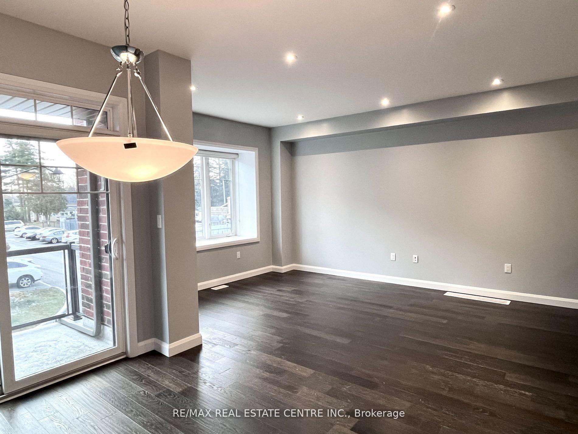 Photo 5 of Unit 47, 1169 Garner Road E, Hamilton, Meadowlands — HOMEH