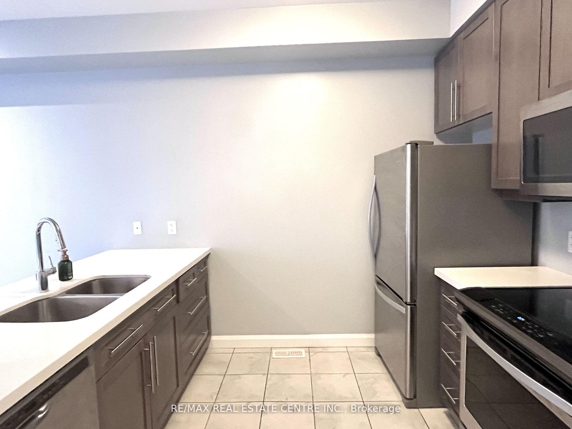 Photo 9 of Unit 47, 1169 Garner Road E, Hamilton, Meadowlands — HOMEH