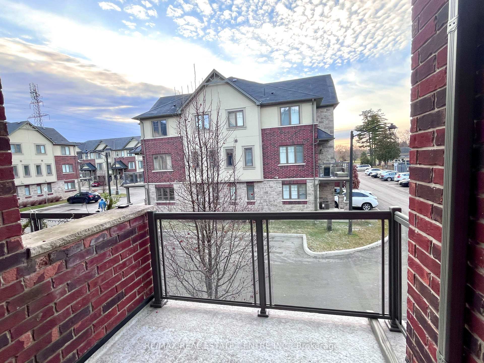 Photo 12 of Unit 47, 1169 Garner Road E, Hamilton, Meadowlands — HOMEH