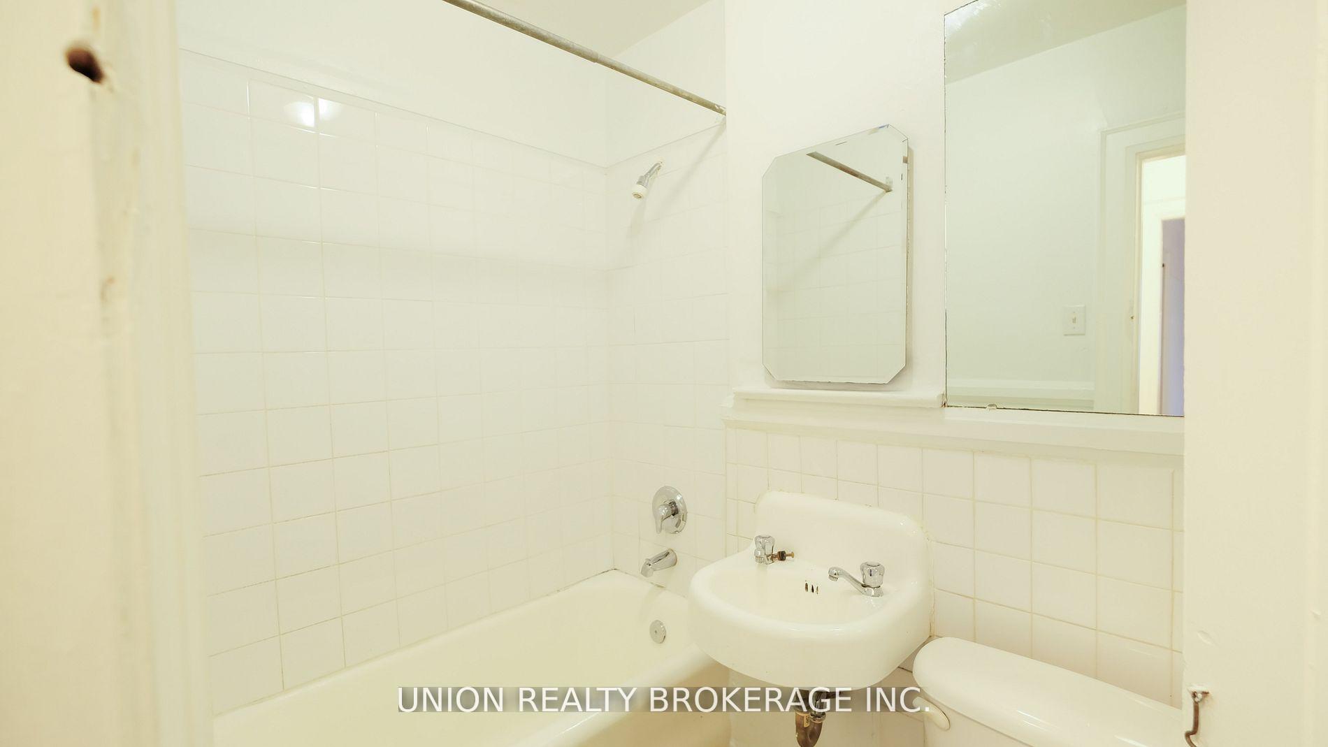 Photo 8 of Unit 41, 84 Willow Avenue, Toronto, The Beaches — HOMEH