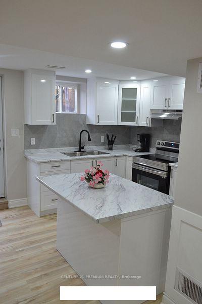Photo 7 of Unit Bsmt, 39 Earl Grey Crescent W, Brampton, Bram West — HOMEH