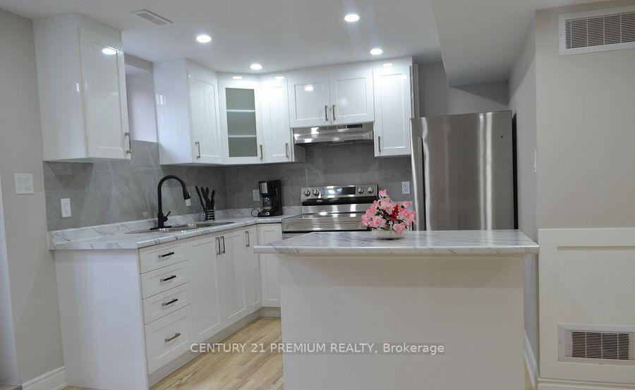 Photo 9 of Unit Bsmt, 39 Earl Grey Crescent W, Brampton, Bram West — HOMEH