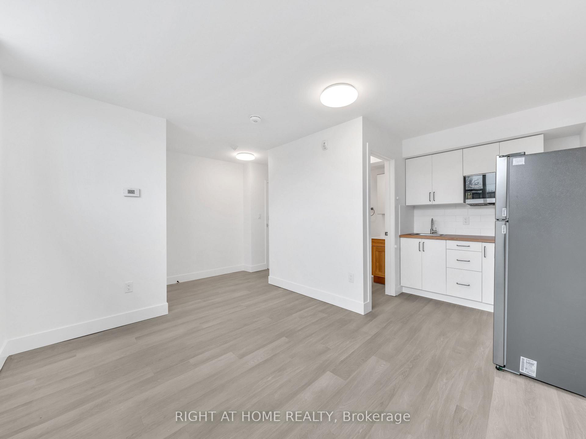 Photo 3 of Unit 101, 1804 Drouillard Road, Windsor — HOMEH