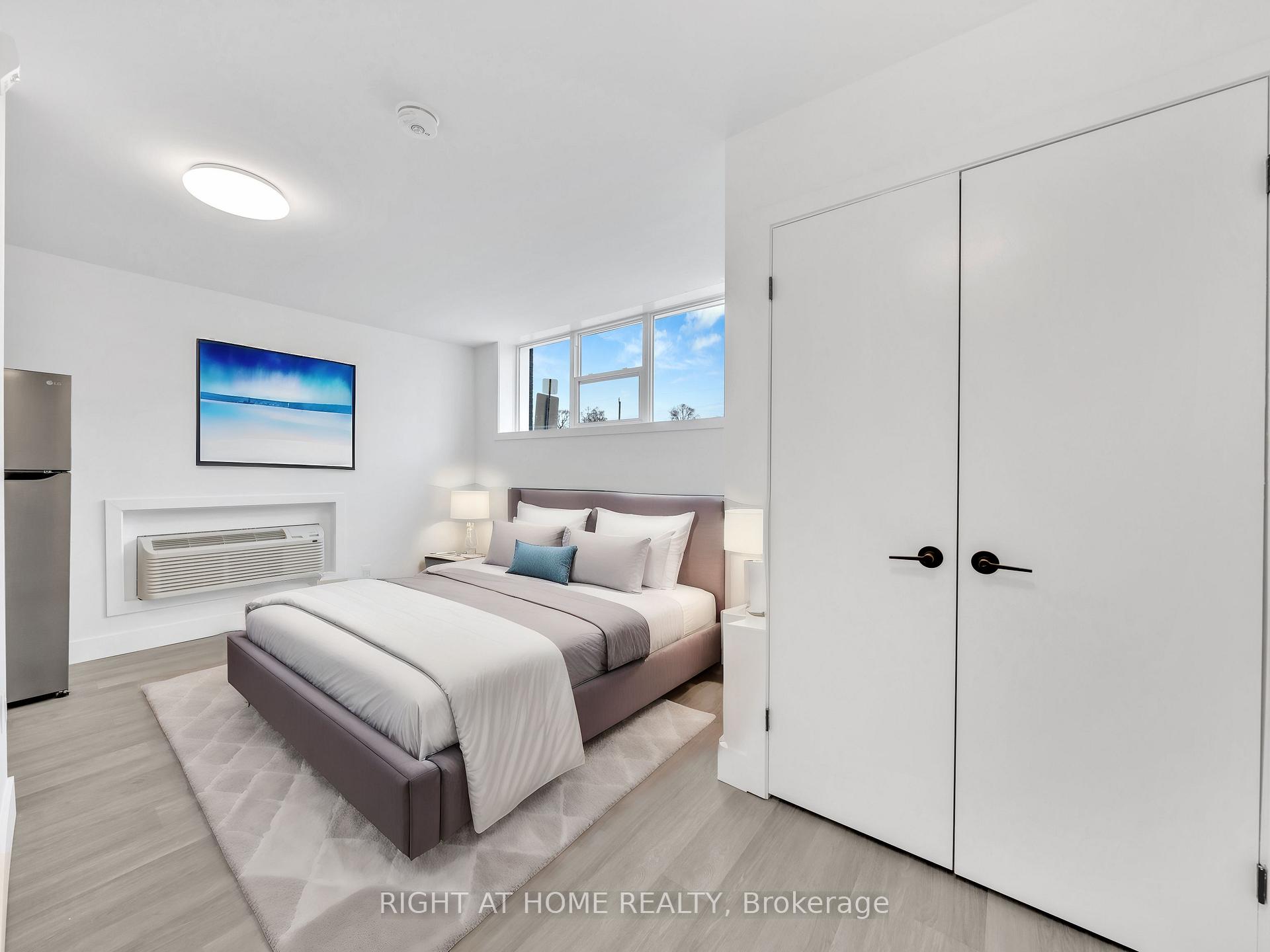Photo 10 of Unit 101, 1804 Drouillard Road, Windsor — HOMEH
