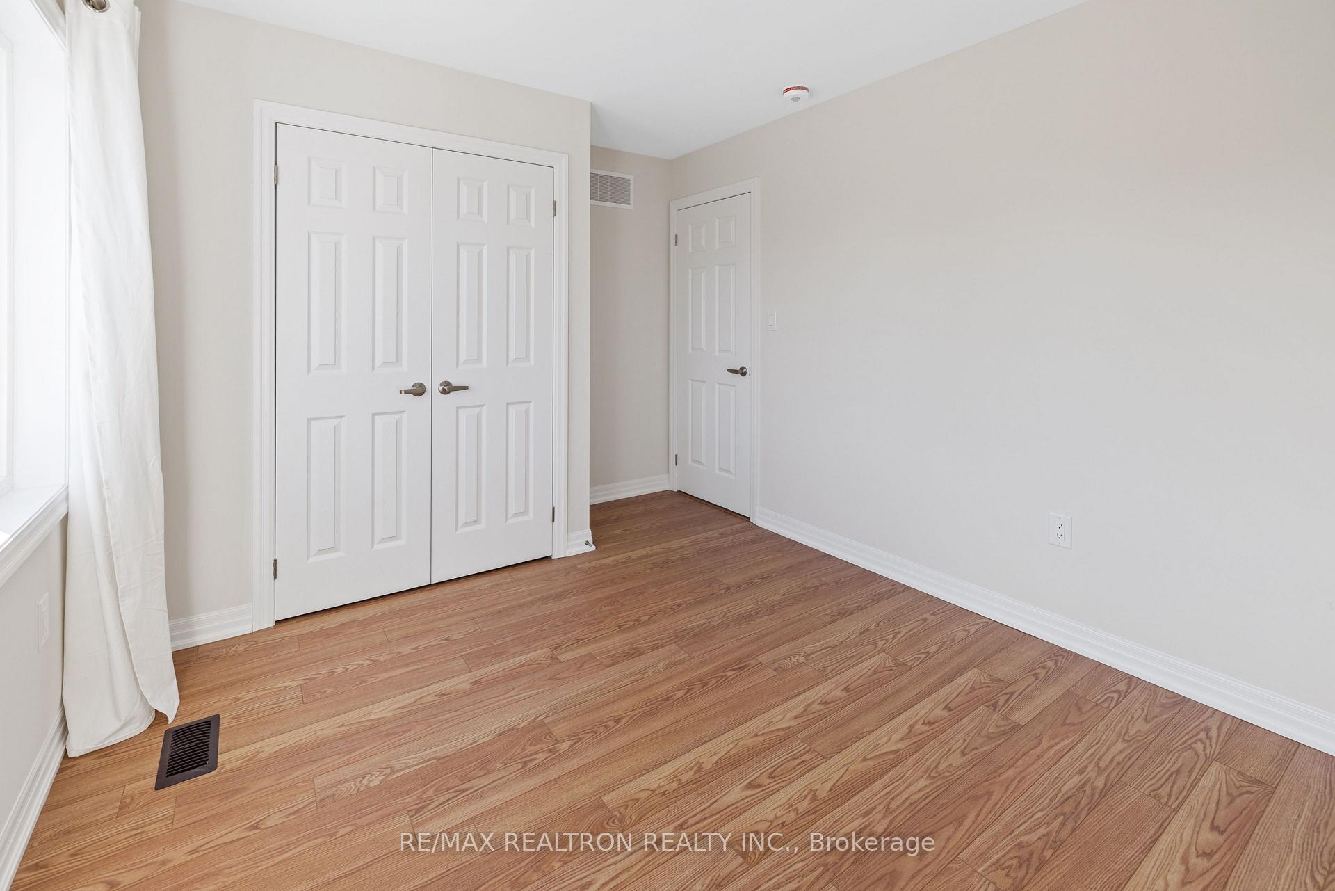 Photo 10 of 18 Northrop Avenue, Clarington, Newcastle — HOMEH