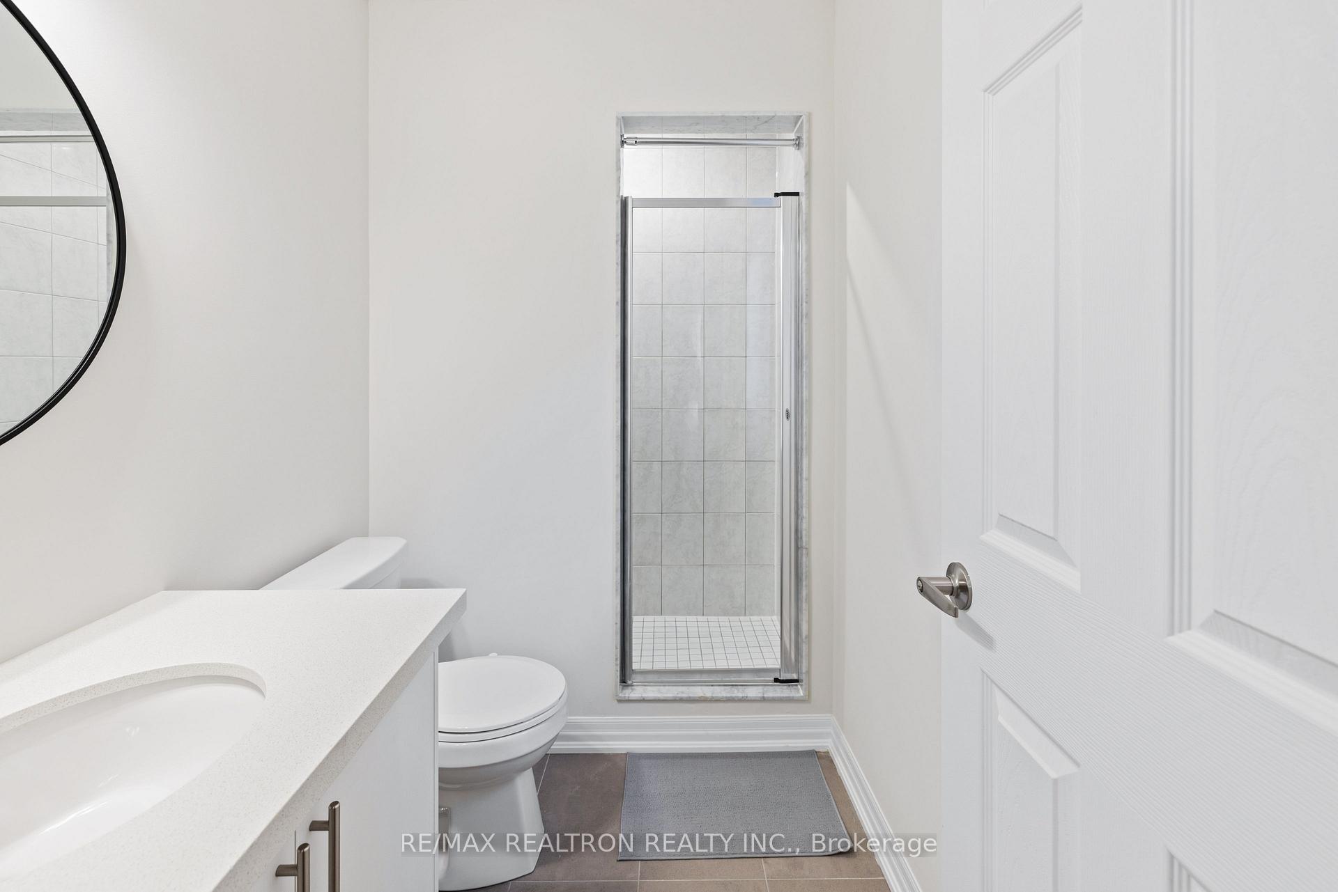 Photo 13 of 18 Northrop Avenue, Clarington, Newcastle — HOMEH