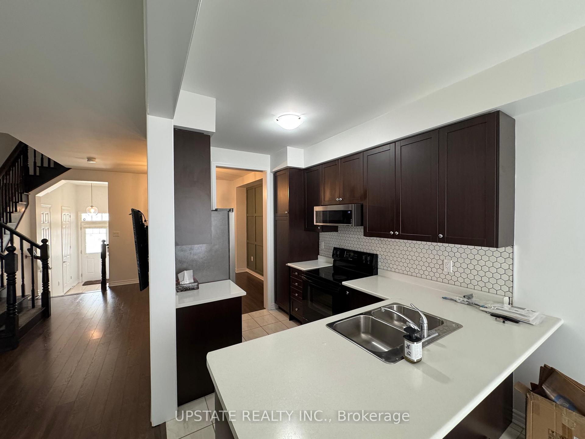 Photo 4 of 29 Phyllis Drive, Caledon, Rural Caledon — HOMEH