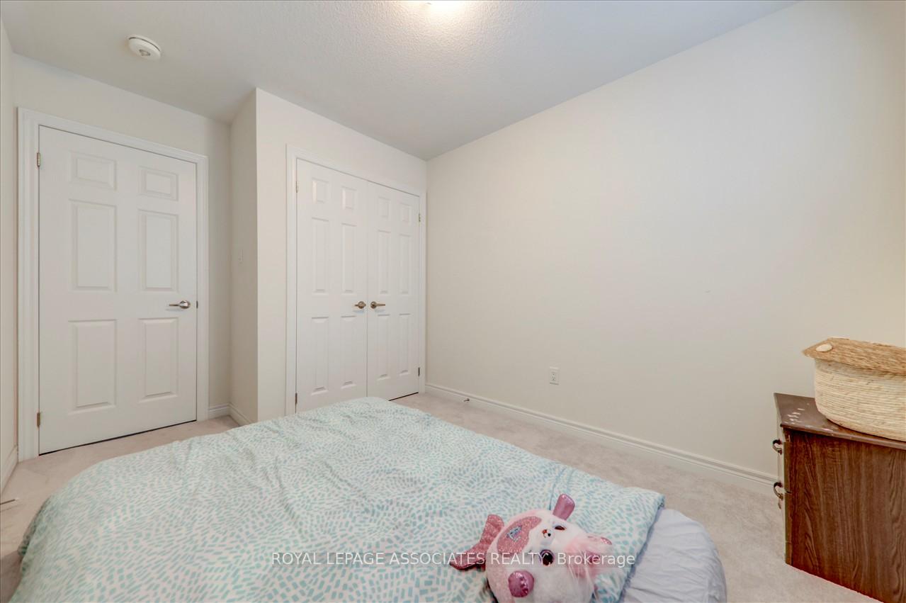 Photo 22 of 72 Auckland Drive E, Whitby, Rolling Acres — HOMEH