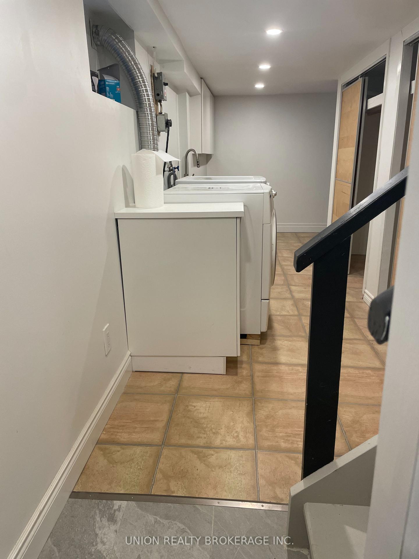 Photo 11 of Unit Bsmt, 3 Withrow Avenue, Toronto, North Riverdale — HOMEH