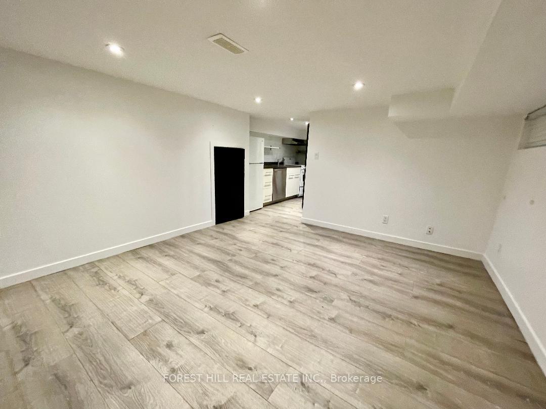 Photo 3 of Unit Lower, 35 Lola Road, Toronto, Yonge-Eglinton — HOMEH