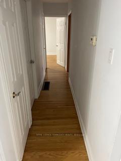 Photo 5 of Unit A, 51 Windermere Court, Brampton, Northwood Park — HOMEH