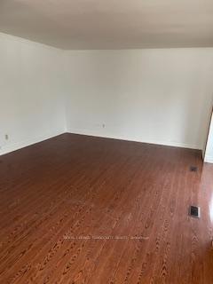 Photo 7 of Unit A, 51 Windermere Court, Brampton, Northwood Park — HOMEH