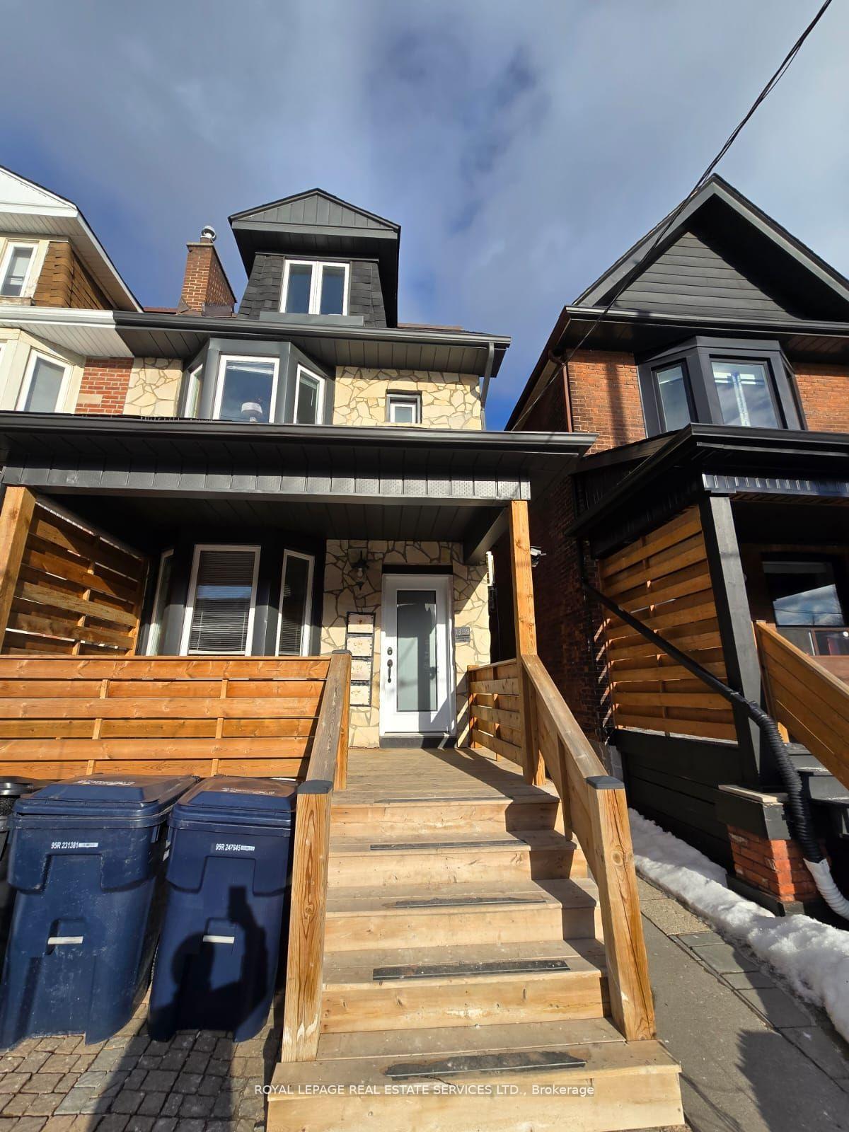 Front of Unit Main, 1399 Lansdowne Avenue