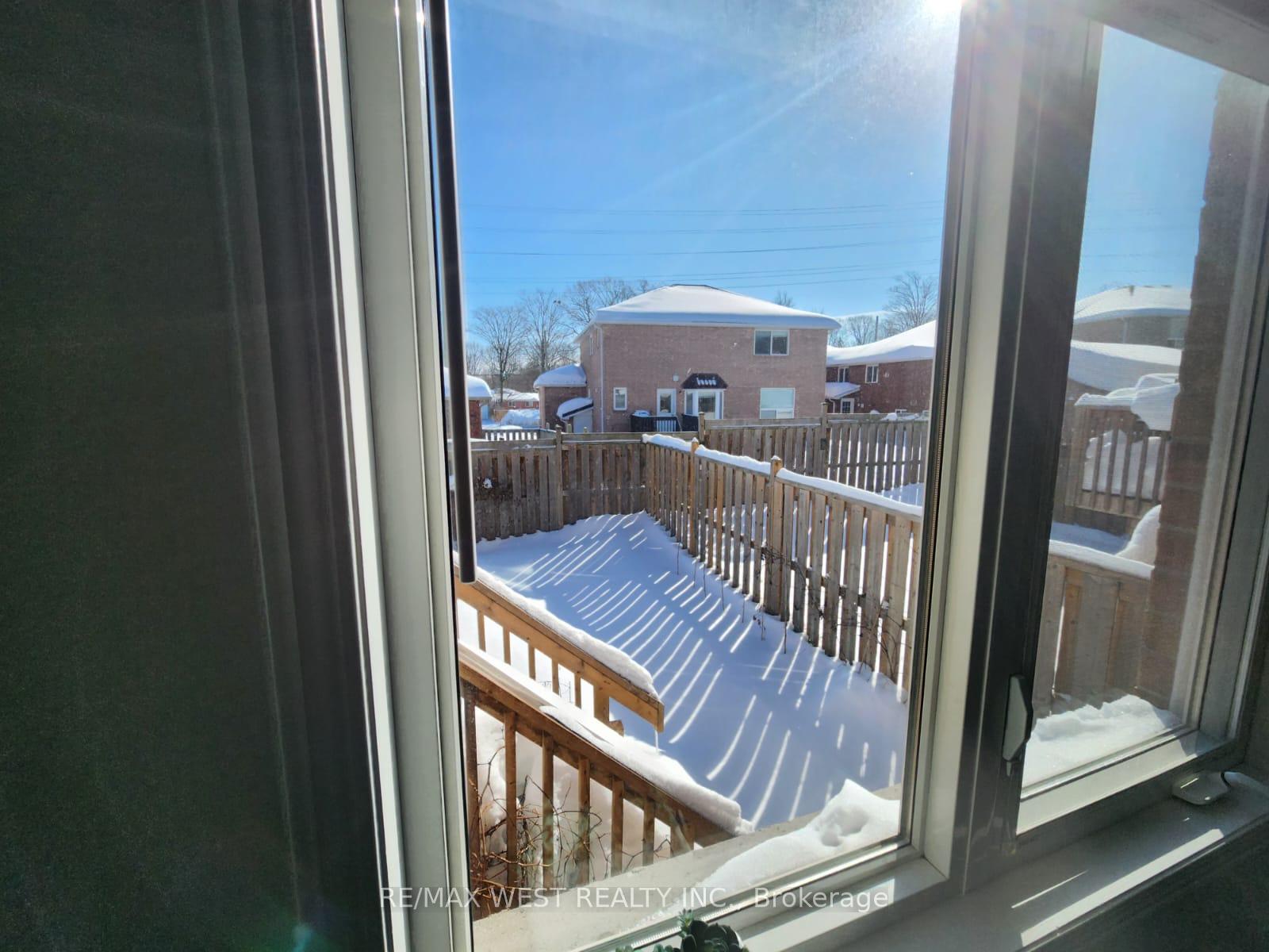 Photo 15 of Unit 49, 175 Stanley Street, Barrie, East Bayfield — HOMEH