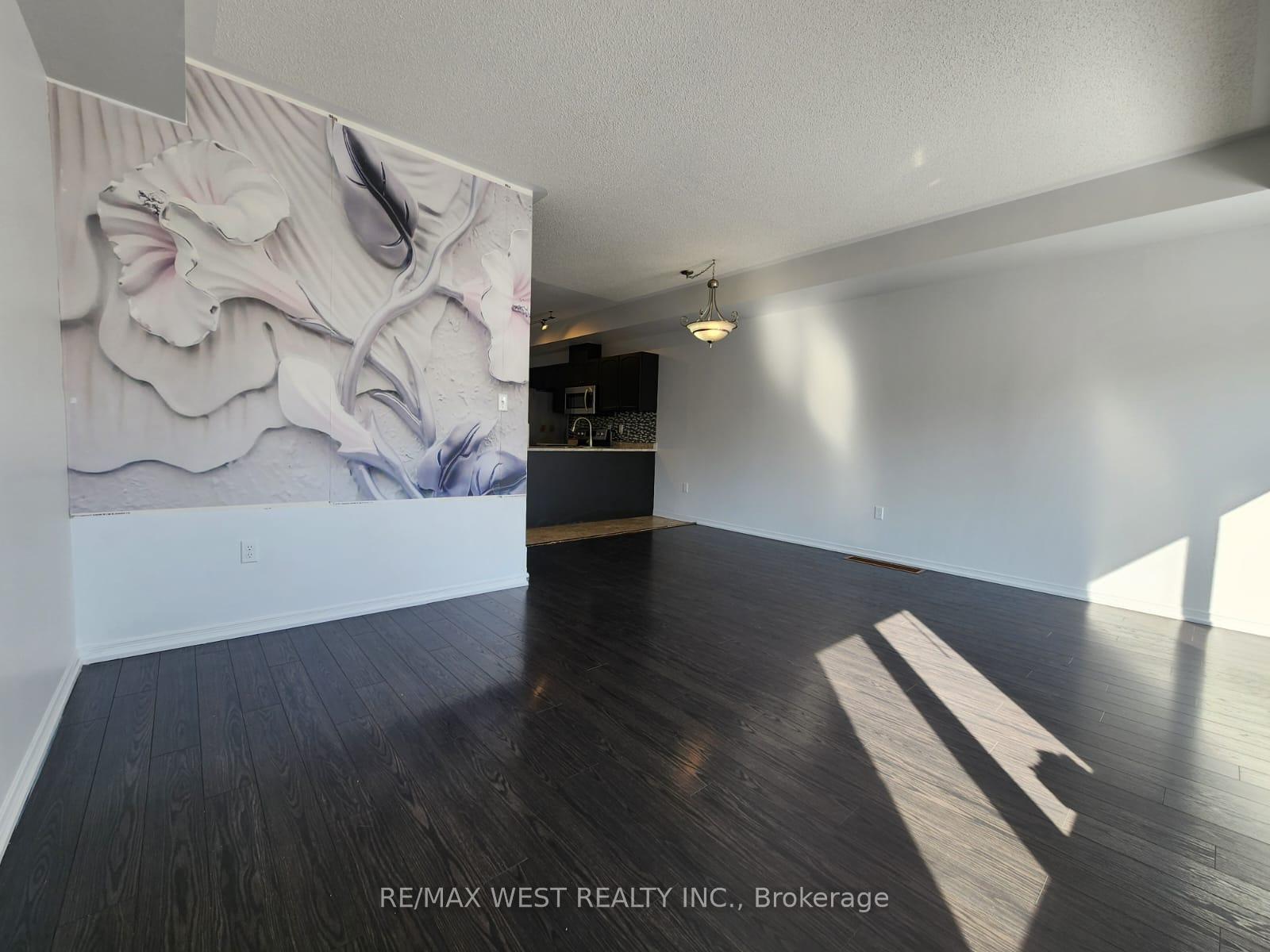 Photo 9 of Unit 49, 175 Stanley Street, Barrie, East Bayfield — HOMEH